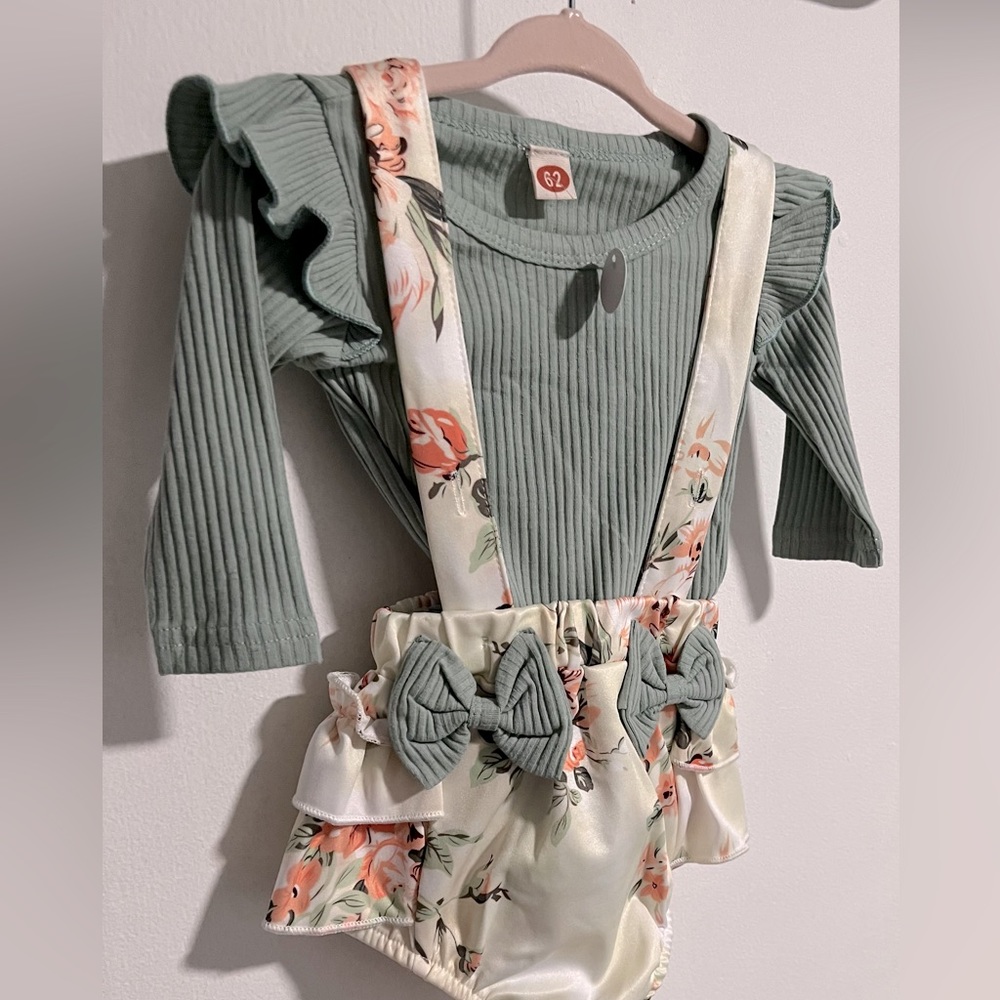 Floral Suspenders Set